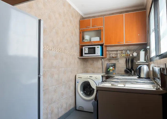 Departamento Acogedor Y Luminoso Zona Guemes Para Mayores De 30 Anos