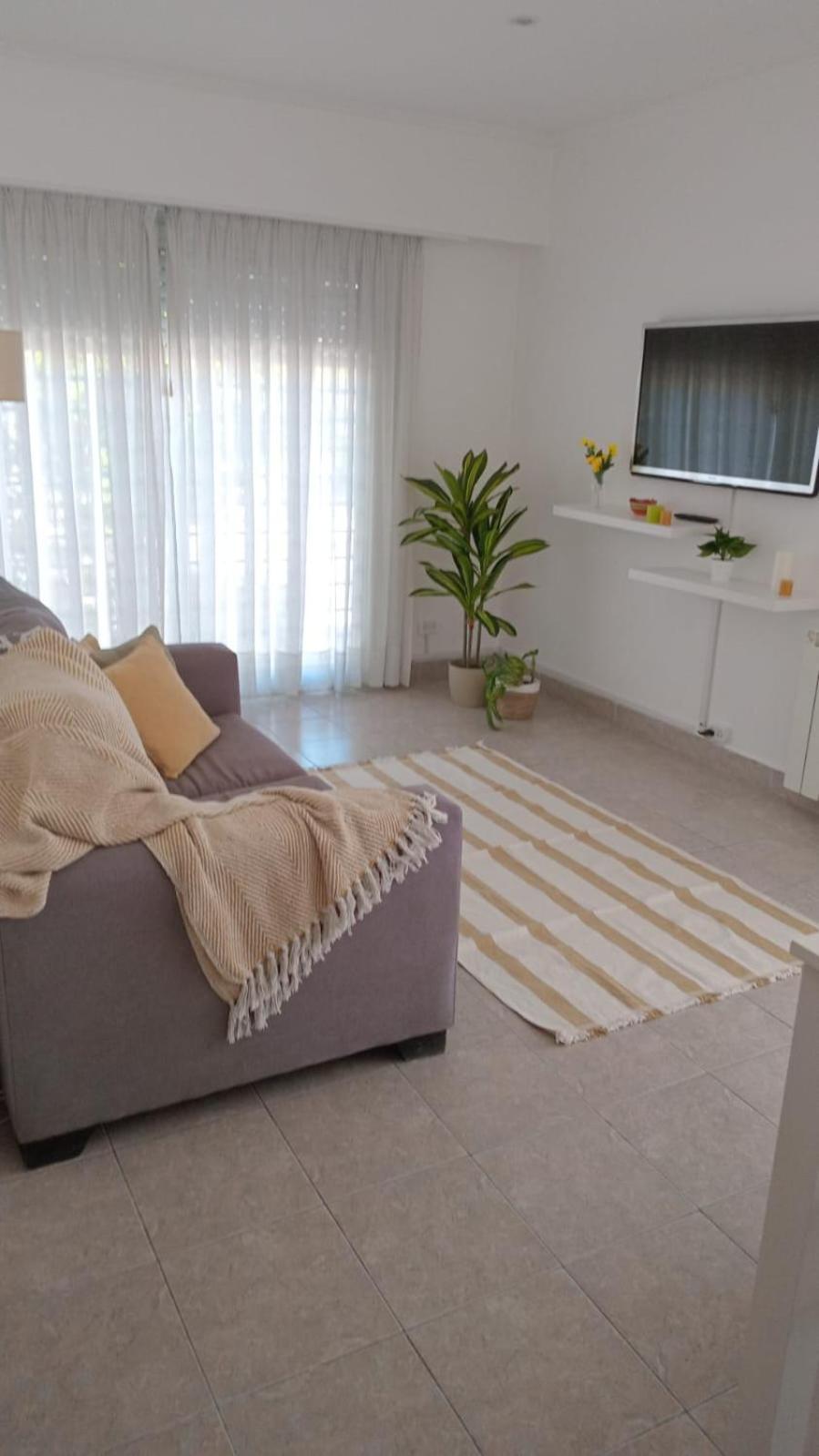 Apartamento Departamento Acogedor Y Luminoso Zona Guemes Mayores De 30 Anos *